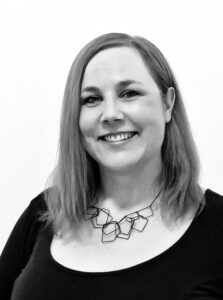 Dr. Julia Weber